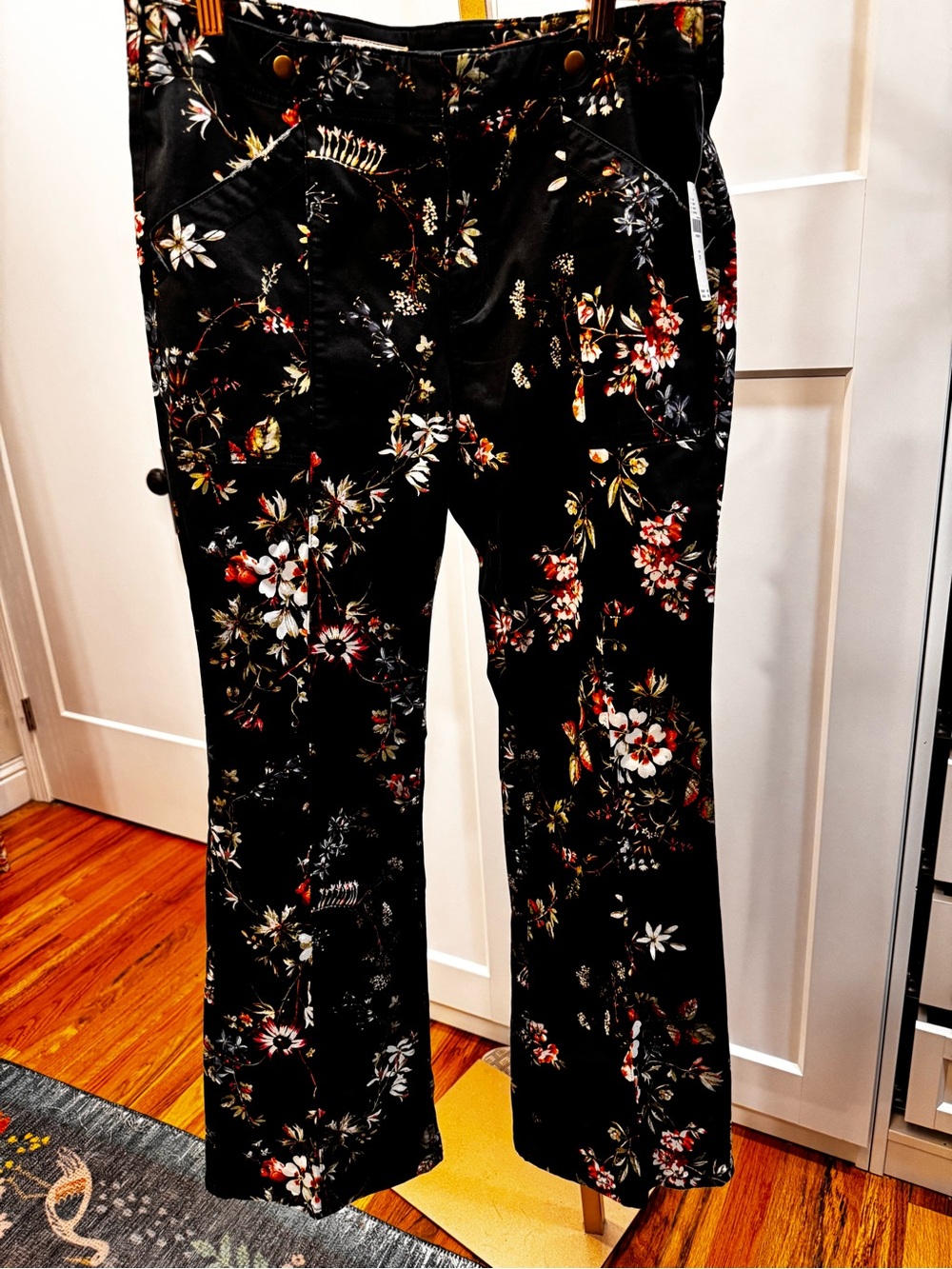 New Pilcro X Anthropologie Black Floral Boot-Cut Pants 29